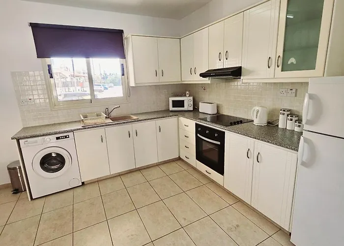 Apartmán Delightful Poolside *